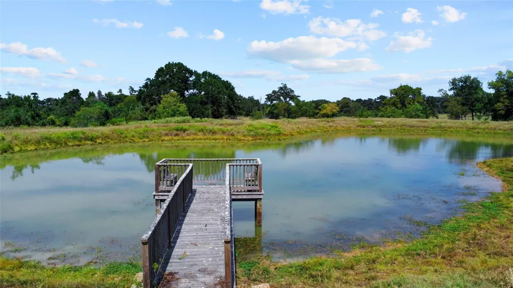 4854 Coshatte Road Bellville, TX 77418