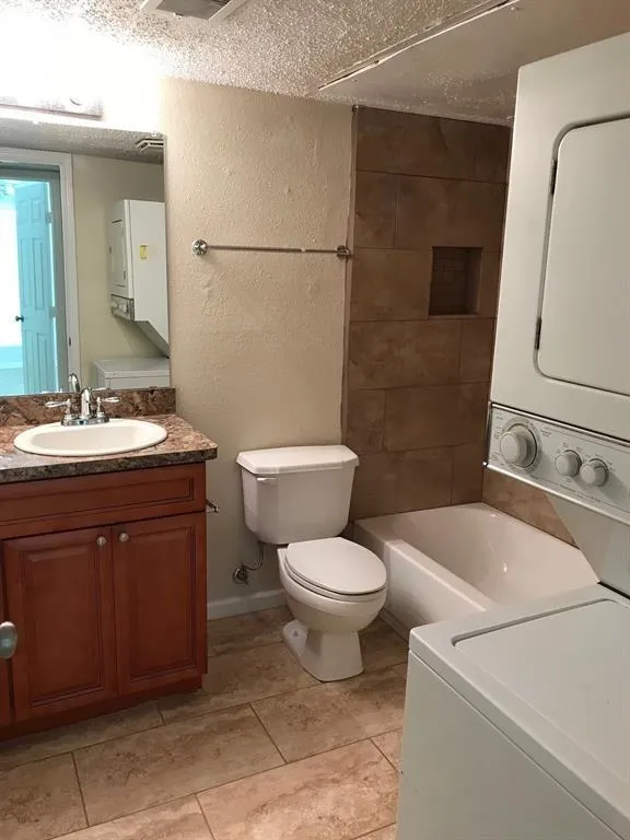 1947 Green Briar Colony Drive #1947-A Houston, TX 77032