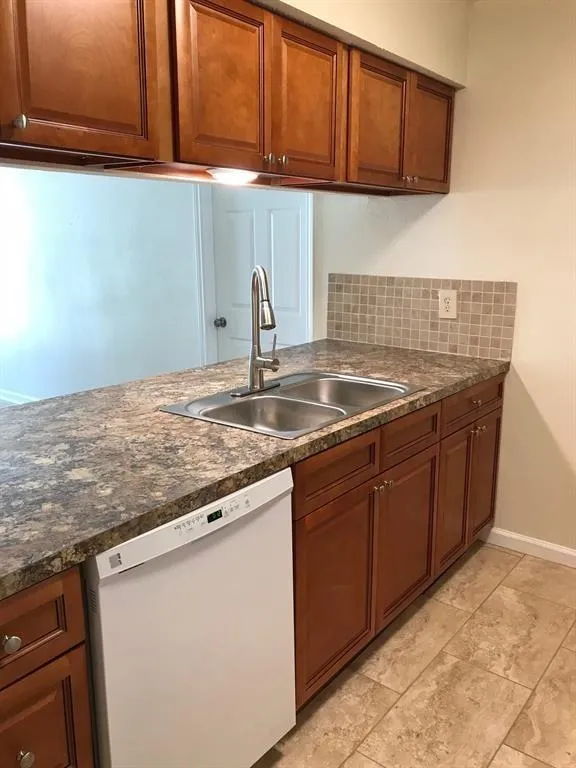 1947 Green Briar Colony Drive #1947-A Houston, TX 77032