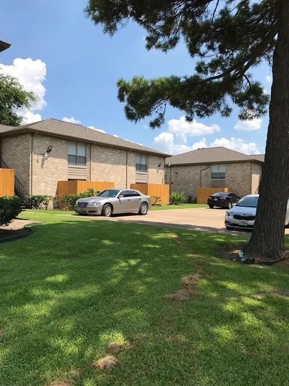 1947 Green Briar Colony Drive #1947-A Houston, TX 77032