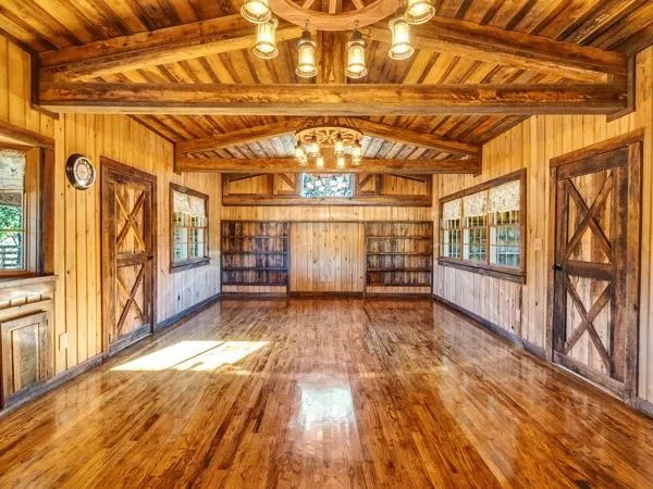 8125 Fm 2114 Hubbard, TX 76648