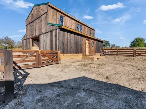 8125 Fm 2114 Hubbard, TX 76648
