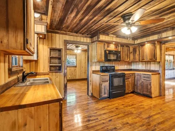 8125 Fm 2114 Hubbard, TX 76648