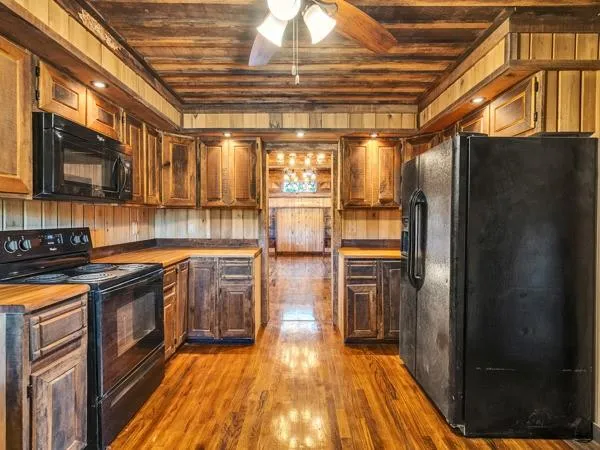 8125 Fm 2114 Hubbard, TX 76648