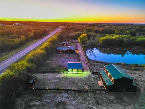 8125 Fm 2114 Hubbard, TX 76648