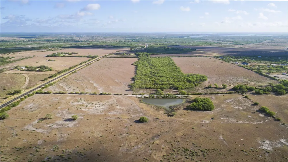 FM 738 Orange Grove, TX 78372