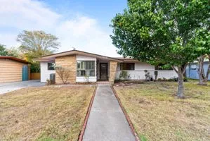 518 Dolphin Place Corpus Christi, TX 78411