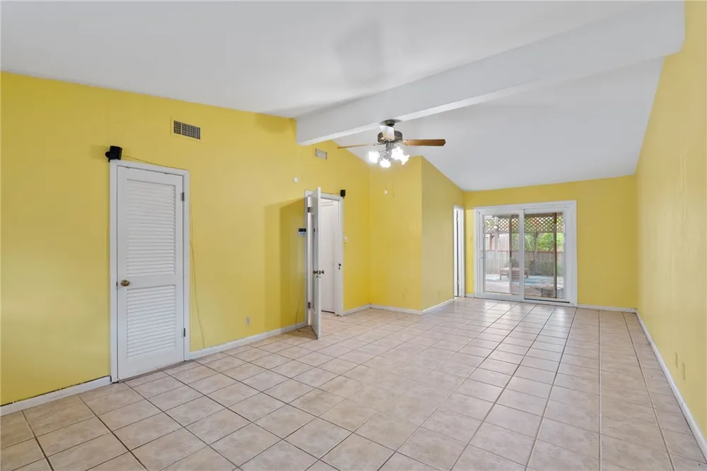 518 Dolphin Place Corpus Christi, TX 78411