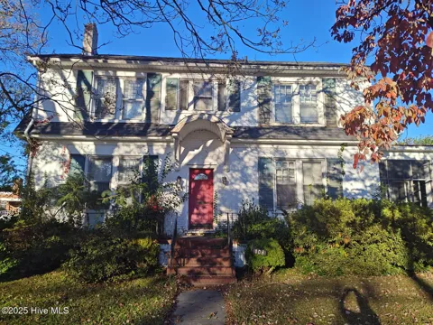 108 Church Street W