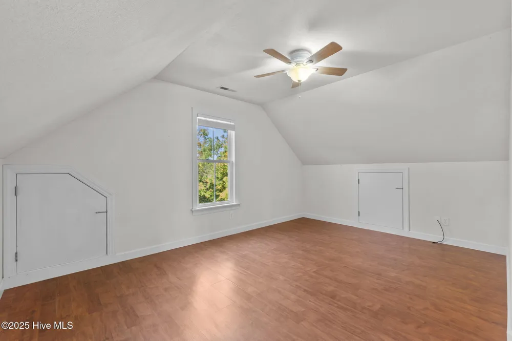 601 Viccars Lane Manteo, NC 27954