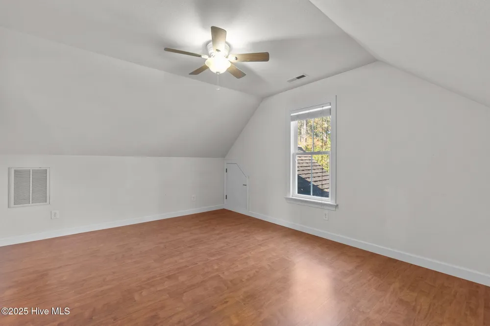 601 Viccars Lane Manteo, NC 27954