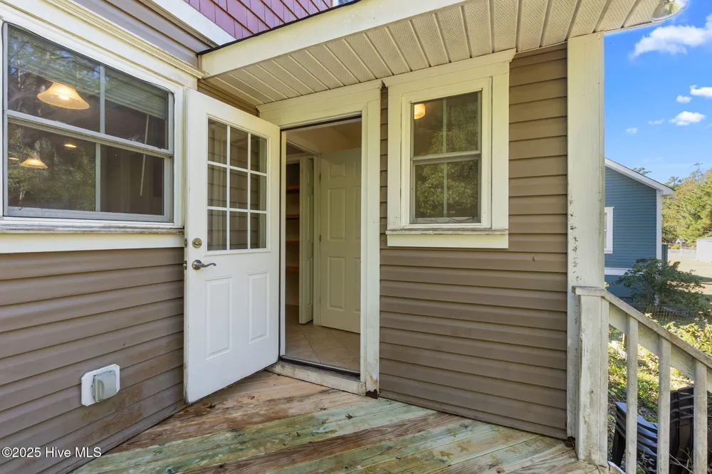 601 Viccars Lane Manteo, NC 27954