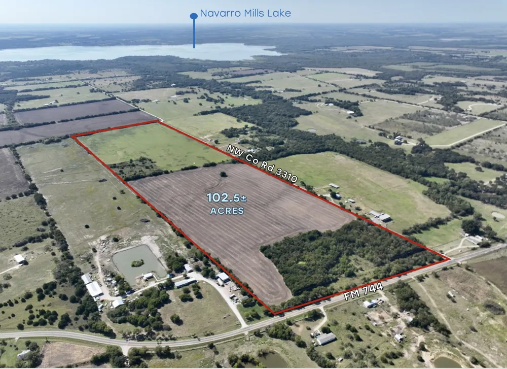 102 Fm 744 Frost, TX 76641