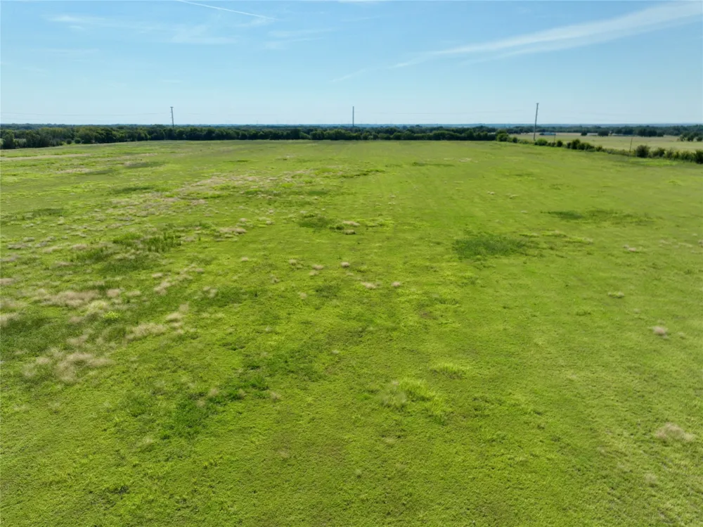 102 Fm 744 Frost, TX 76641