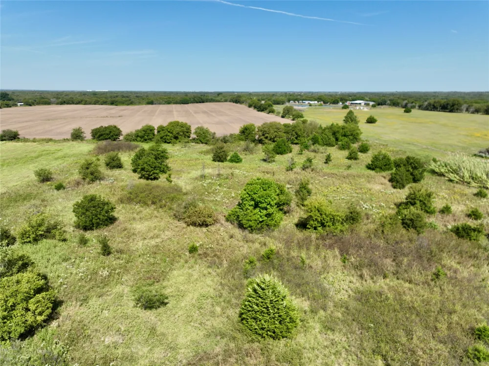 102 Fm 744 Frost, TX 76641
