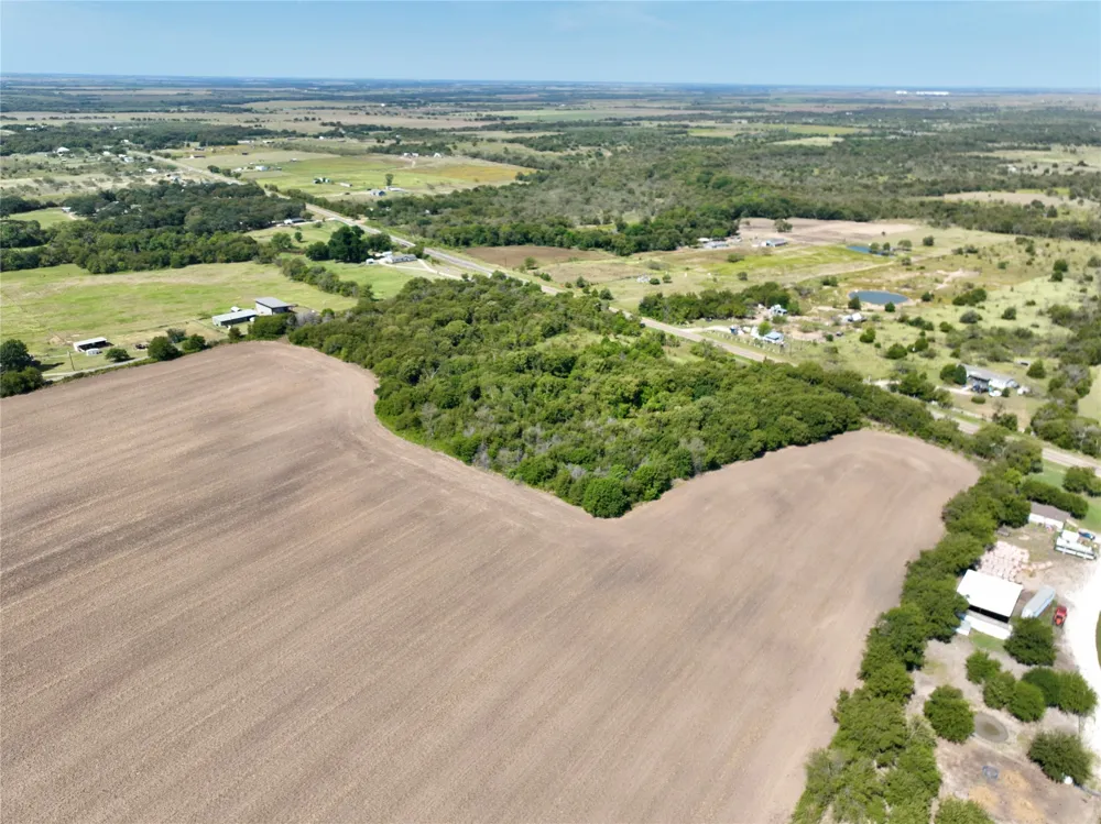 102 Fm 744 Frost, TX 76641