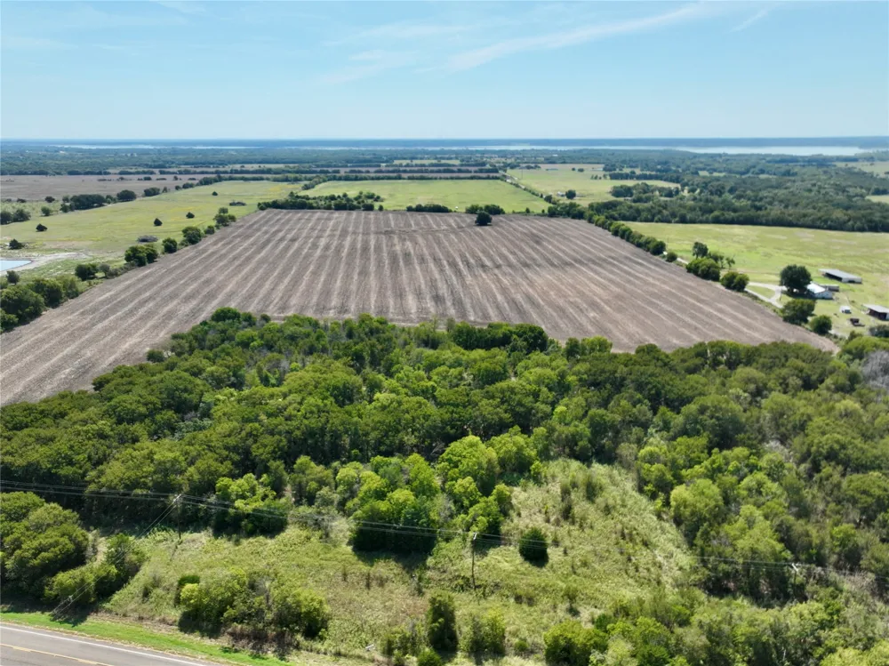 102 Fm 744 Frost, TX 76641
