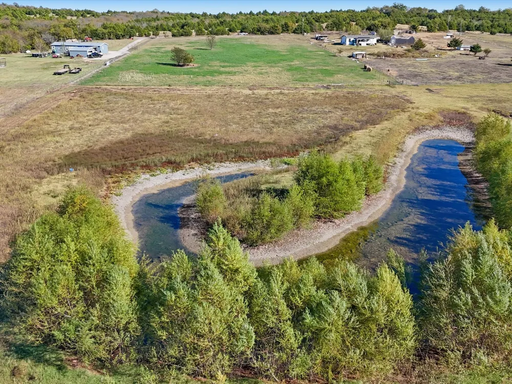 10231 County Road 670 Blue Ridge, TX 75424