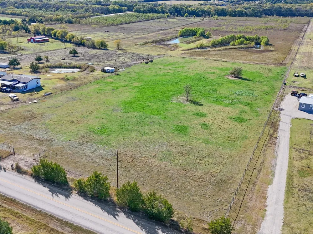 10231 County Road 670 Blue Ridge, TX 75424