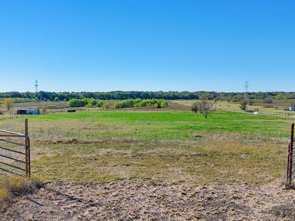 10231 County Road 670 Blue Ridge, TX 75424