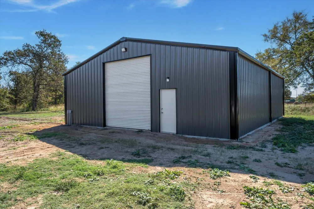 806 County Road 2918 Mineola, TX 75410