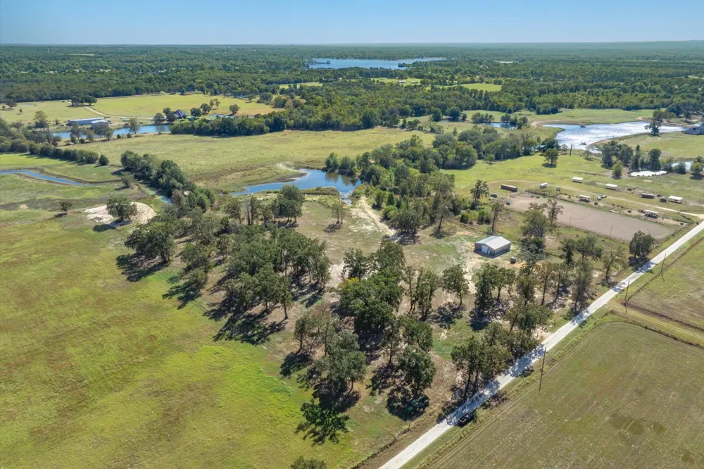 806 County Road 2918 Mineola, TX 75410