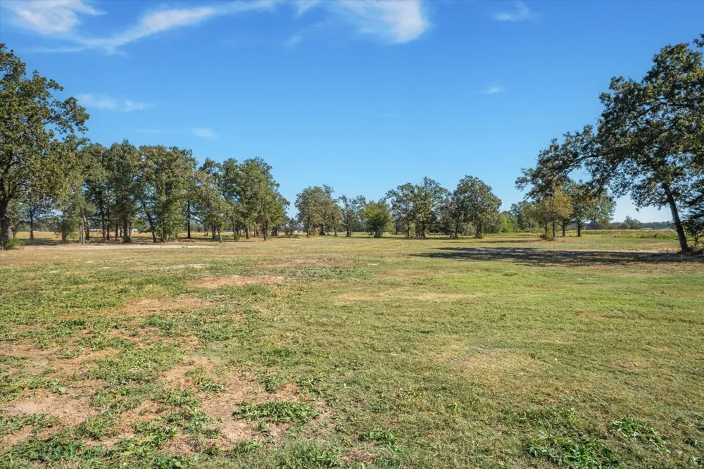 806 County Road 2918 Mineola, TX 75410