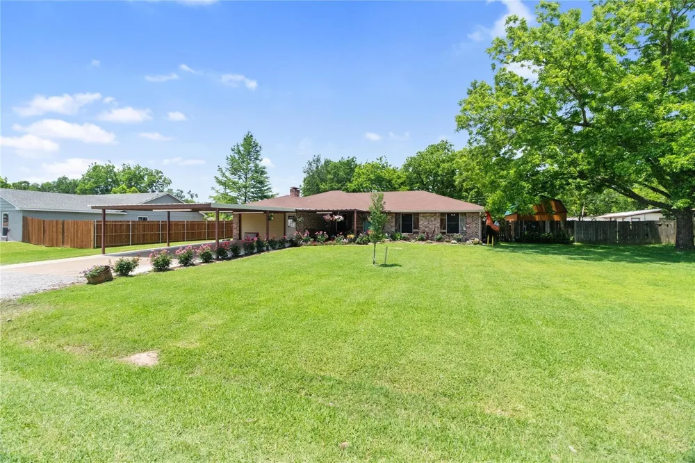 406 Chumney Drive Teague, TX 75860