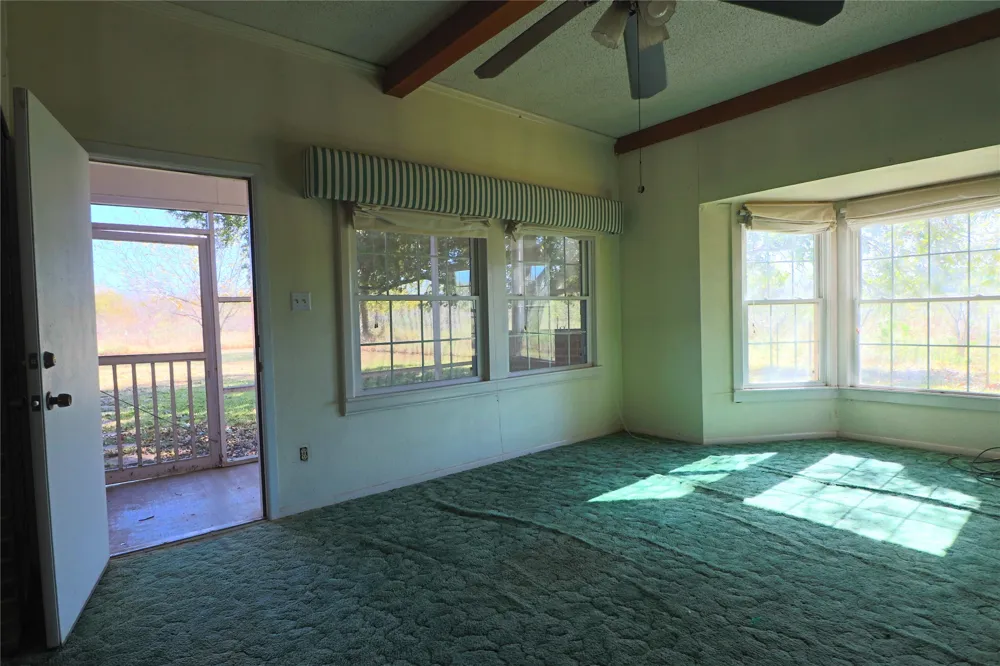1825 Fm 27 W Wortham, TX 76693