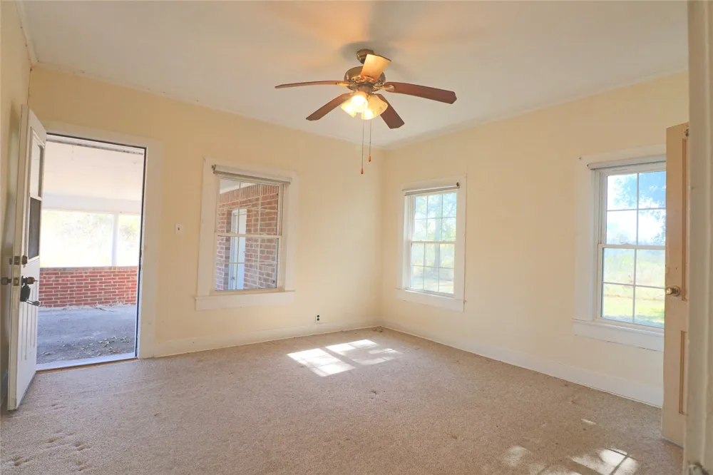 1825 Fm 27 W Wortham, TX 76693
