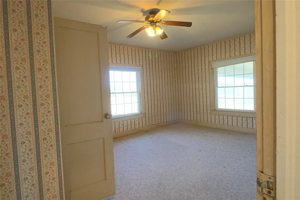 1825 Fm 27 W Wortham, TX 76693