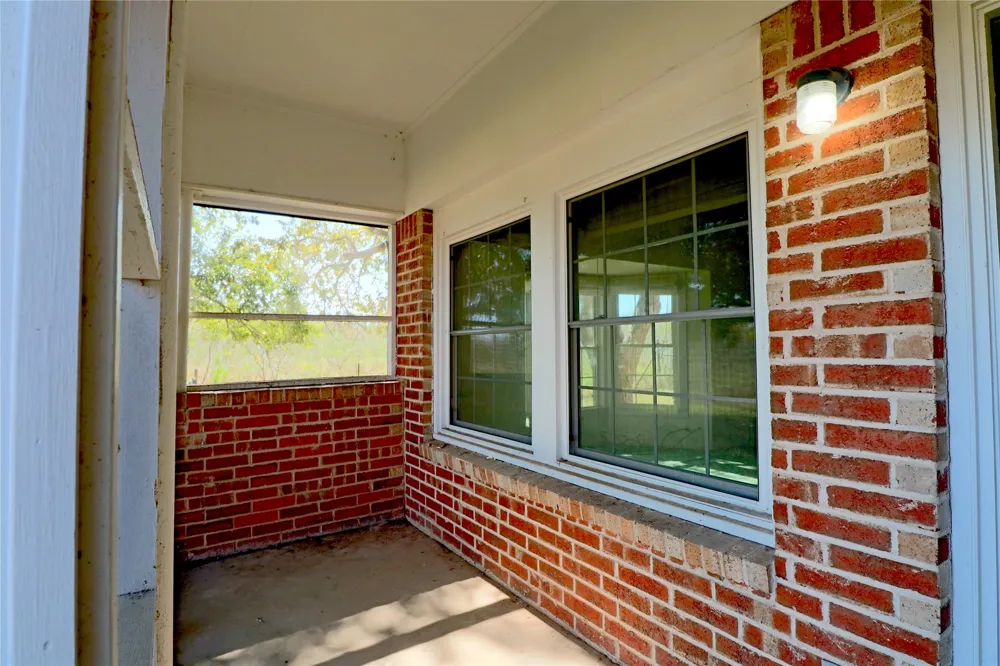 1825 Fm 27 W Wortham, TX 76693