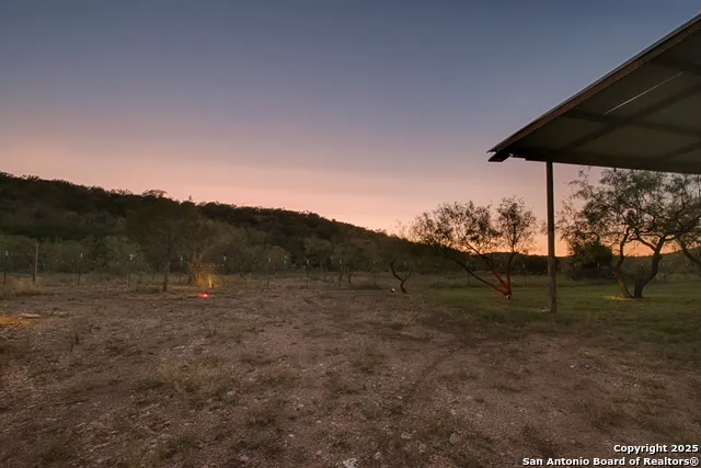 2205 Sd 45700 Rocksprings, TX 78880