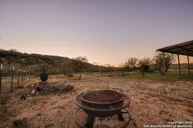 2205 Sd 45700 Rocksprings, TX 78880