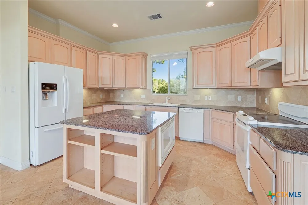 15121 Honeycomb Hollow Leander, TX 78641