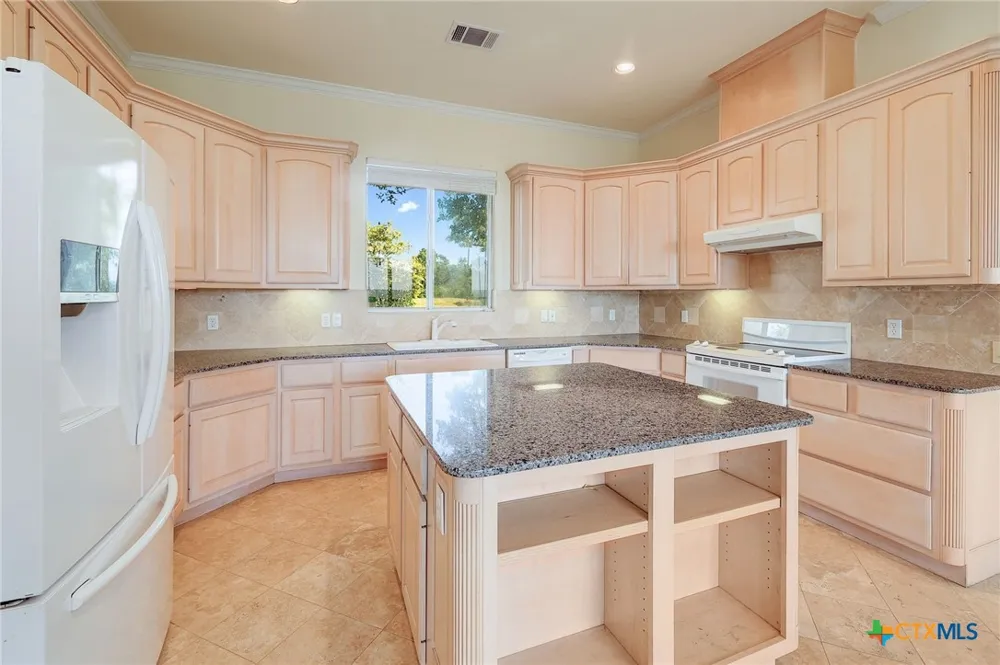 15121 Honeycomb Hollow Leander, TX 78641