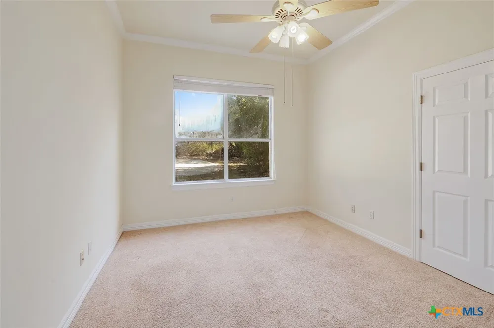 15121 Honeycomb Hollow Leander, TX 78641