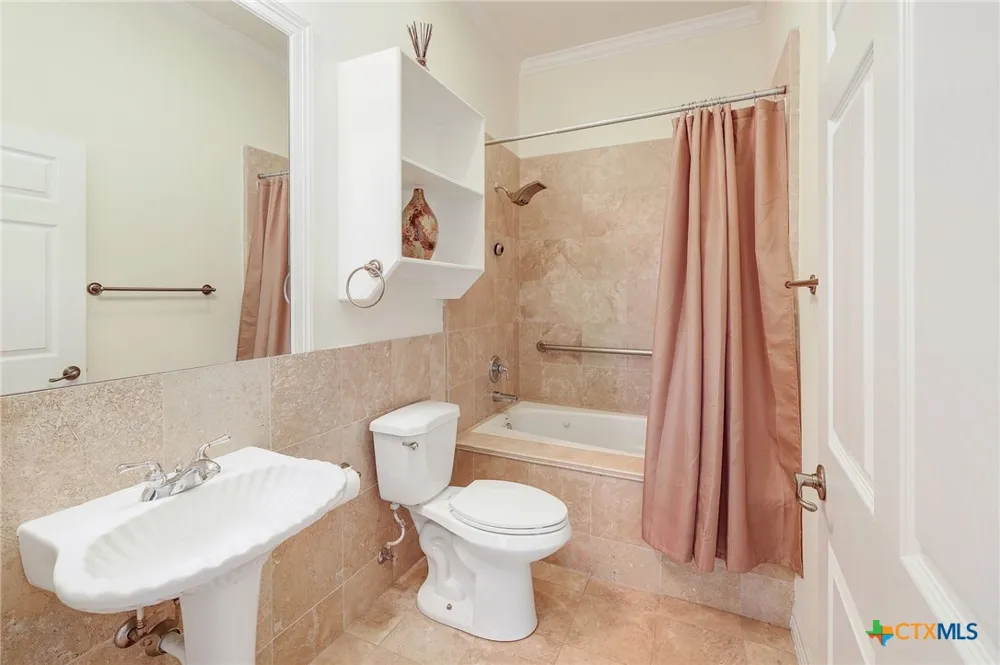 15121 Honeycomb Hollow Leander, TX 78641