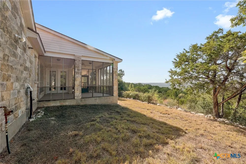 15121 Honeycomb Hollow Leander, TX 78641