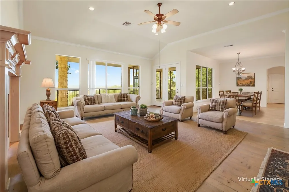 15121 Honeycomb Hollow Leander, TX 78641