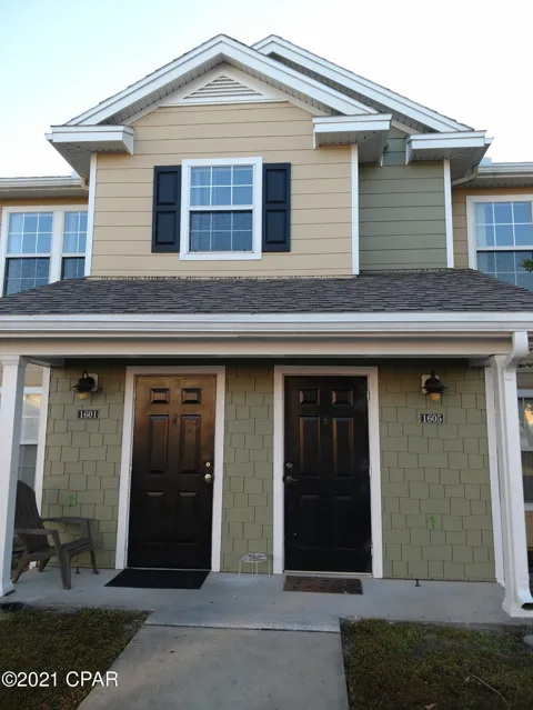 1605 Cape Cod Drive