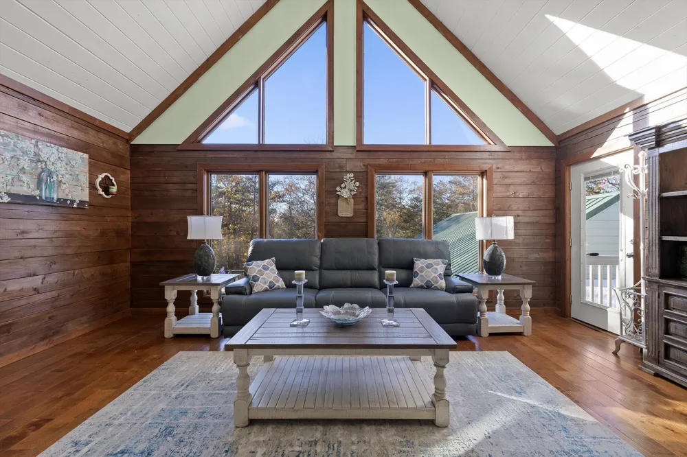 504 Wolf Run Cloudland, GA 30731