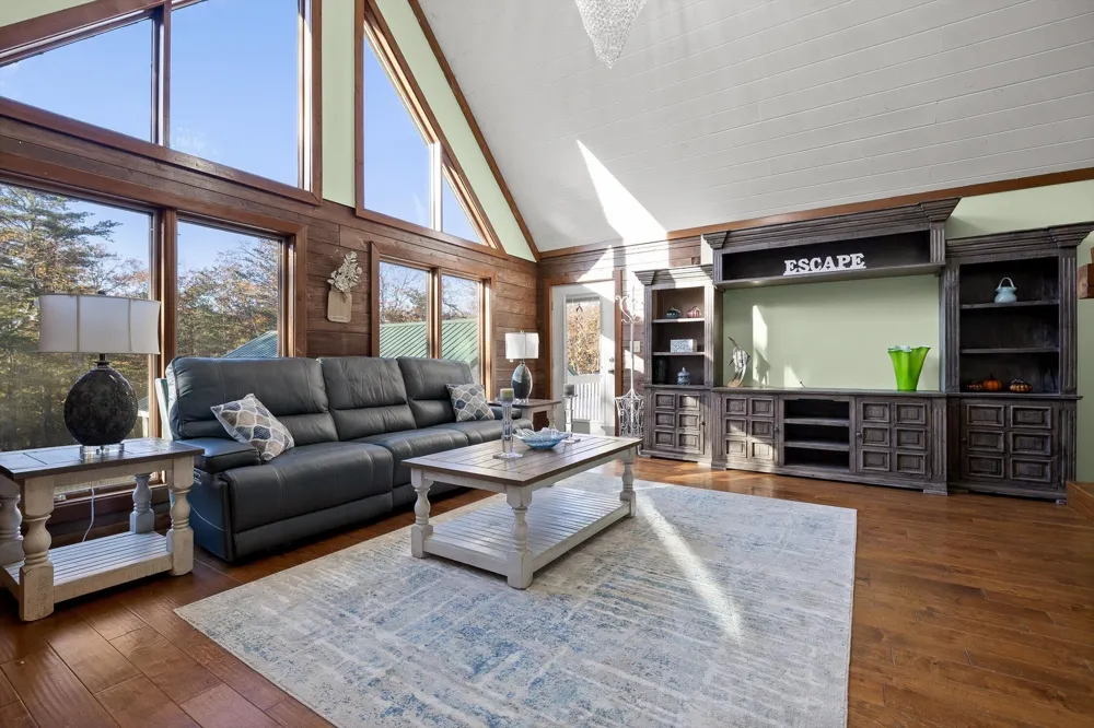 504 Wolf Run Cloudland, GA 30731