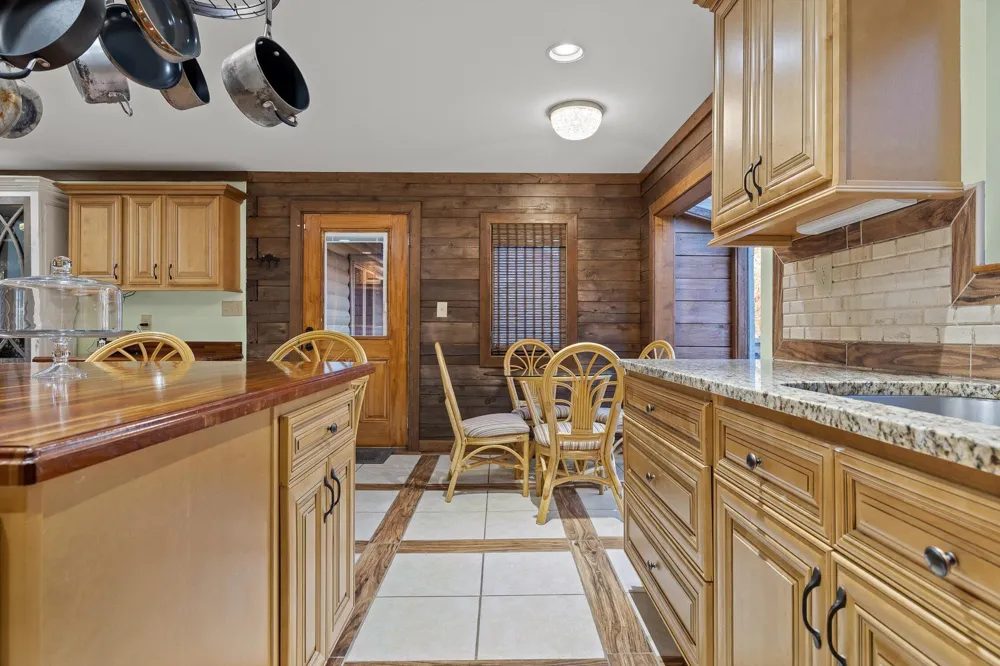 504 Wolf Run Cloudland, GA 30731