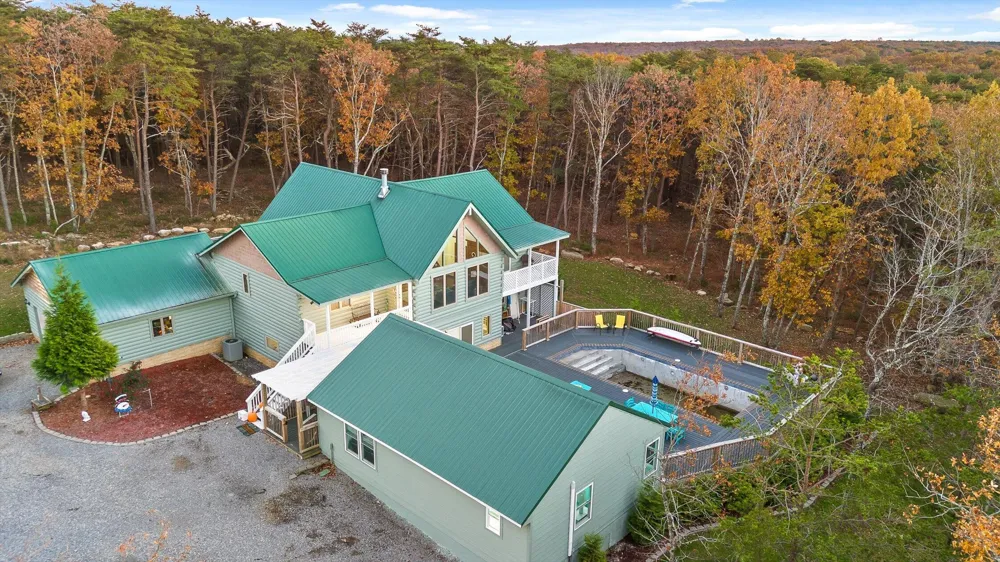 504 Wolf Run Cloudland, GA 30731