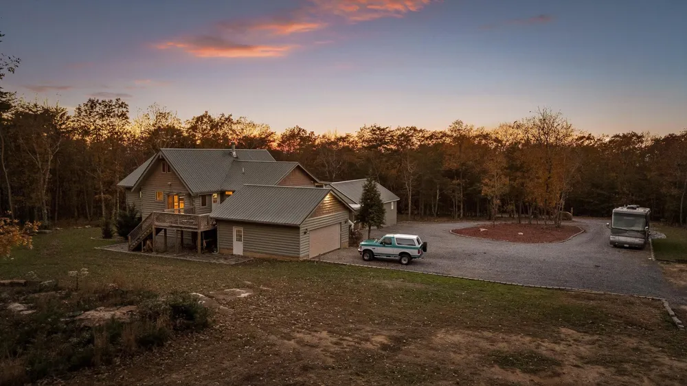 504 Wolf Run Cloudland, GA 30731