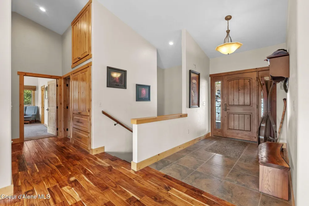 422 Lightning Peak Road Sandpoint, ID 83864