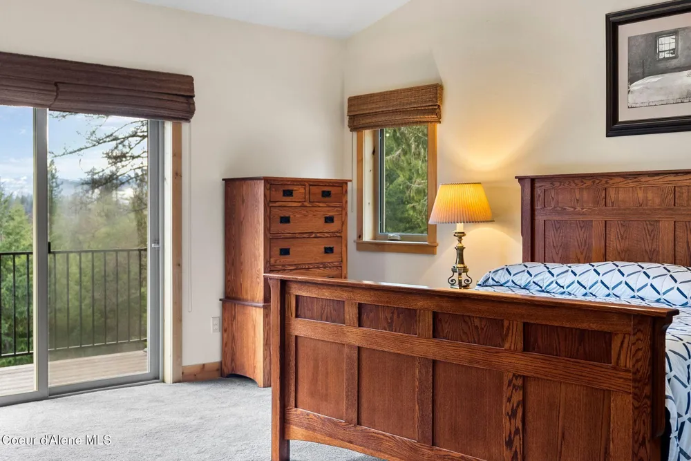 422 Lightning Peak Road Sandpoint, ID 83864