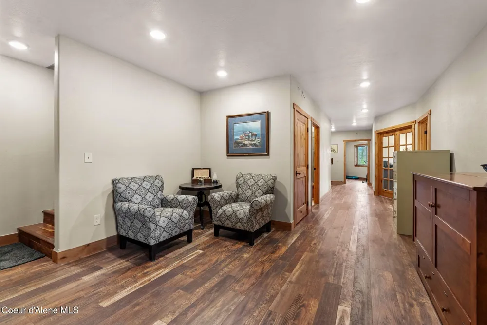 422 Lightning Peak Road Sandpoint, ID 83864