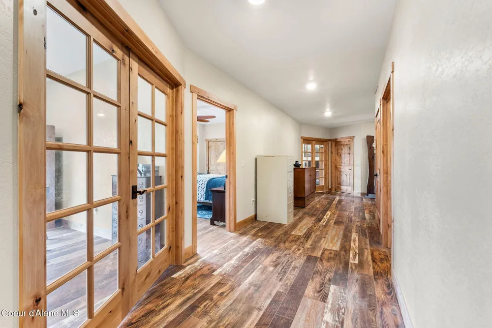 422 Lightning Peak Road Sandpoint, ID 83864